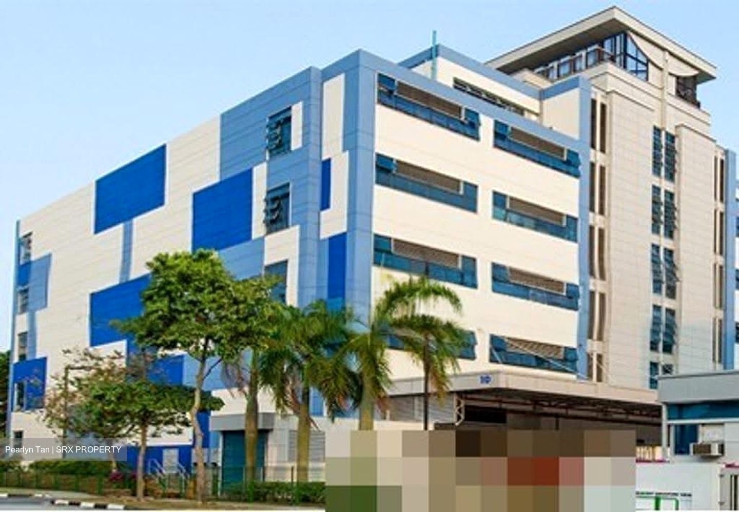 Pandan Crescent (D5), Factory #640252591
